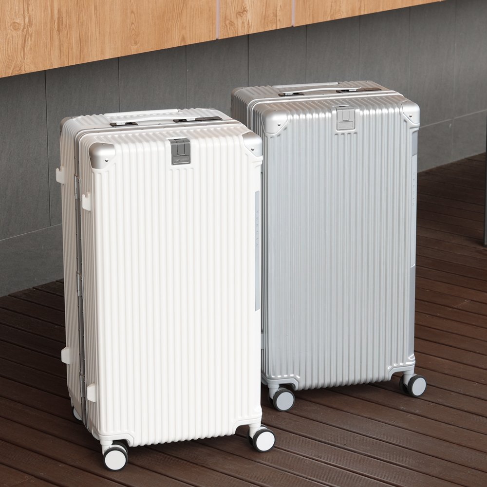 베르지아 폴리카보네이트 여행용 캐리어 24인치, 실버 상세 이미지 2