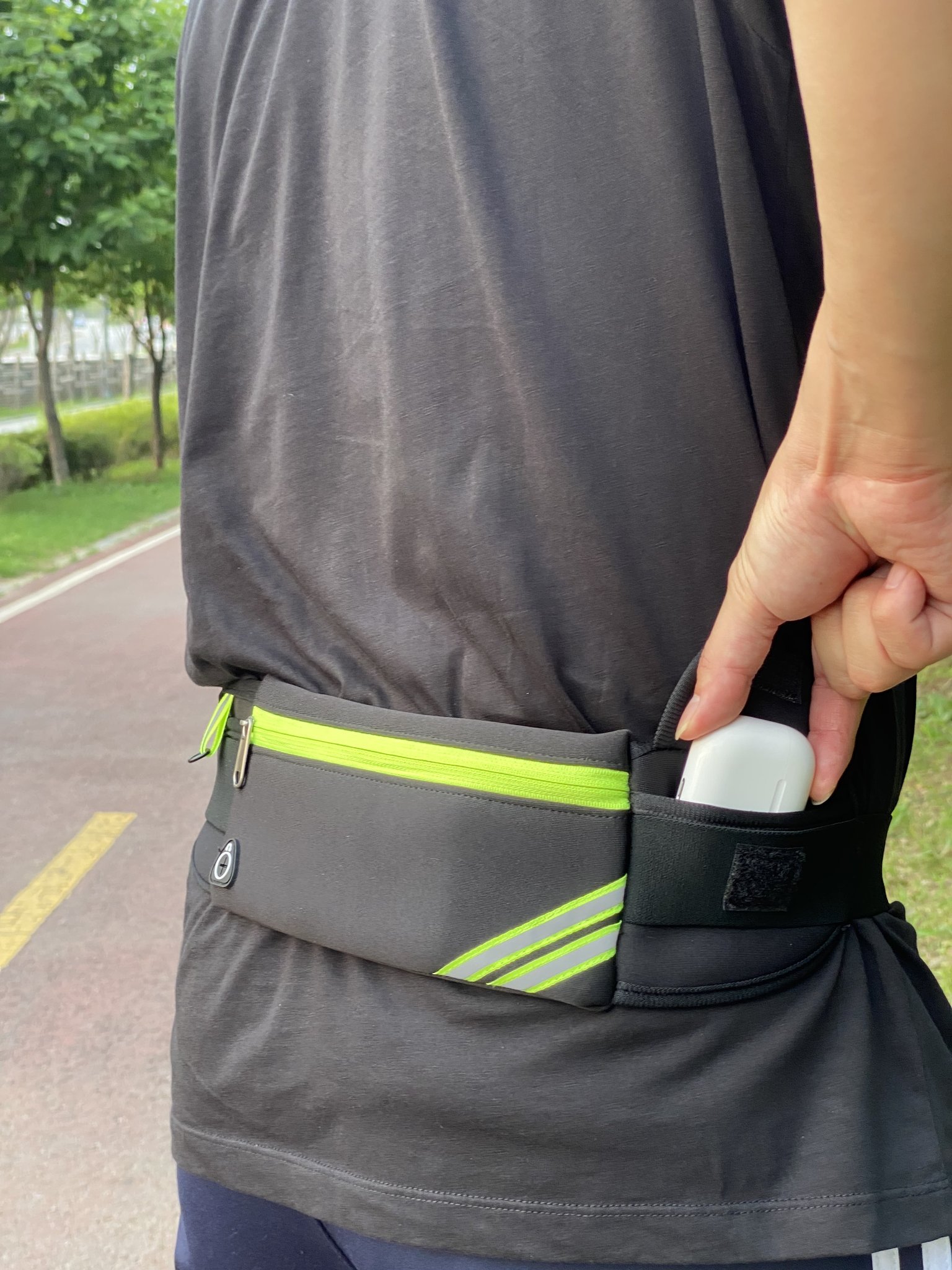 콤마스포츠 멀티포켓 러닝벨트 플립벨트 힙색 조깅 마라톤 허리가방 얄은허리 러닝용품 밴드 방수 허리색 골프 헬스 상세 이미지 2