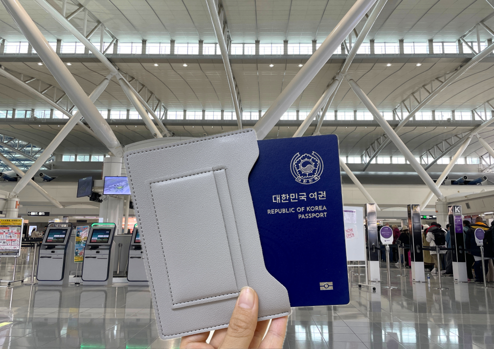 언솔드 RFID차단 가죽여권케이스 안티스키밍 여권지갑 5컬러 커플 그레이 상세 이미지 1