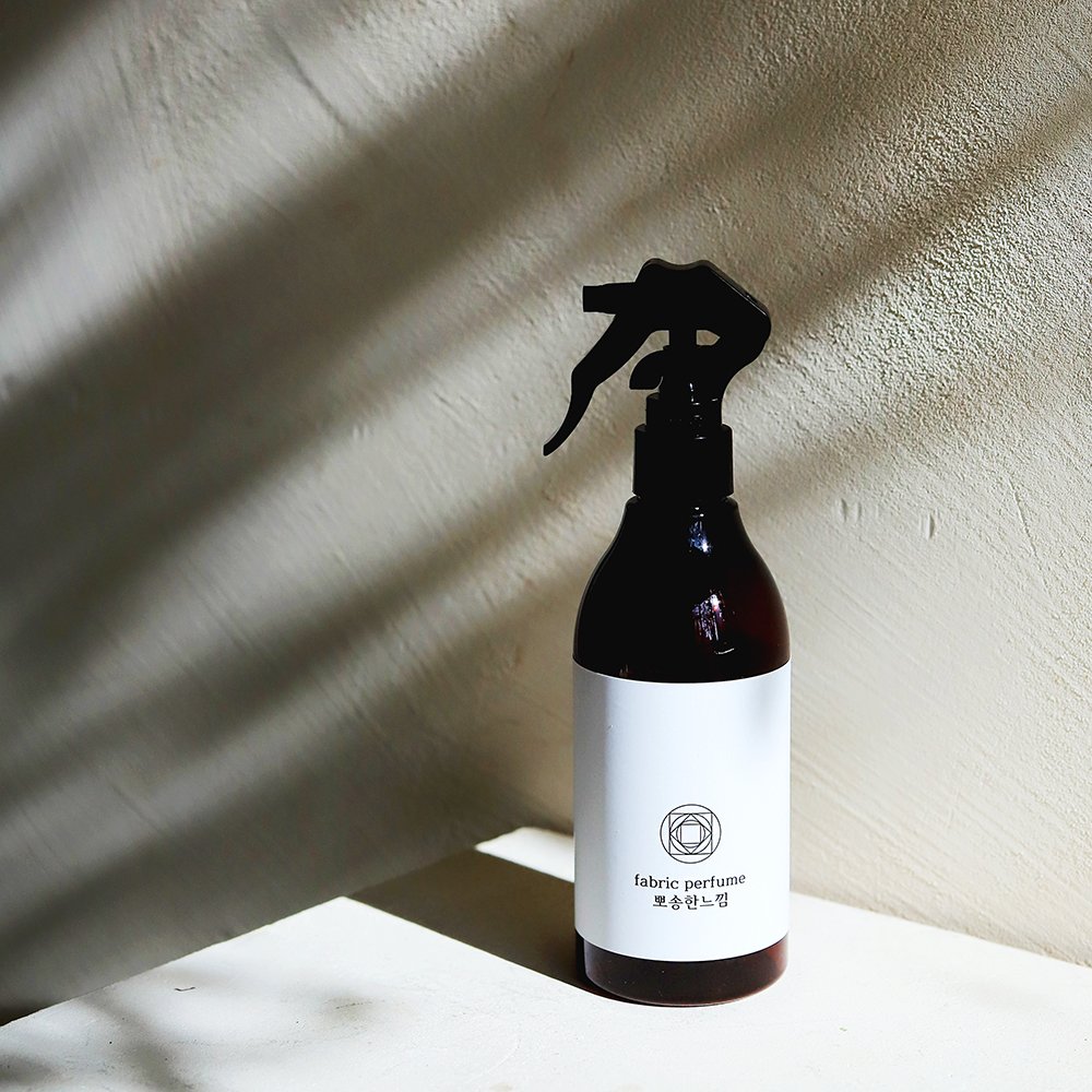 몽실공장 대용량 섬유탈취제 리필 섬유향수 필로우미스트 패브릭퍼퓸 300ml 뽀송한느낌 상세 이미지 2